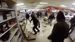 It Begins… Shoplifting Gangs Close NYC Stores Forever