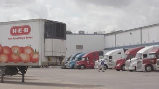 H-E-B helps locals get groceries during coronavirus outbreak