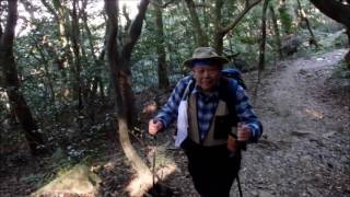 皿倉山　好天で大勢の登山者