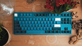 BEST BUDGET CHERRY MX MECHANICAL KEYBOARD?  Akko Ocean Star Review and Soundtest!