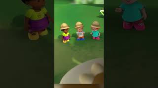 The Sloth Is SO BORED 😂 | Little People Shorts