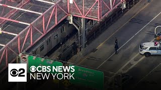 1 dead, 1 critically hurt in incident on Williamsburg Bridge