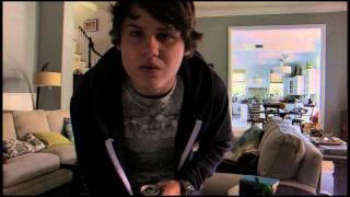 Paranormal Activity 4 - Official Australian Clip - 'Behind You'