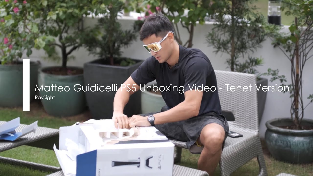 Matteo Guidicelli PS5 Unboxing - Tenet Version - YouTube