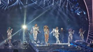 Beyonce live Paris Stade de France.  Before I let go - FRONT ROW