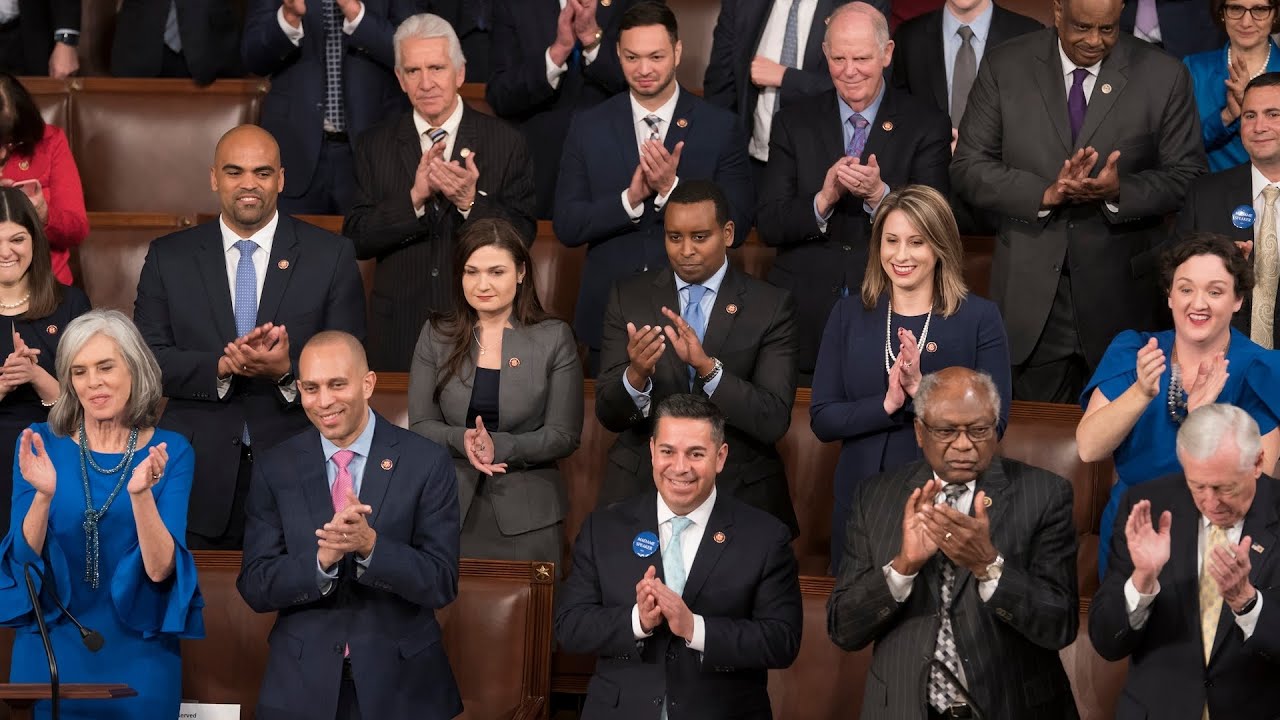 House Democratic Caucus Holds A News Conference - YouTube