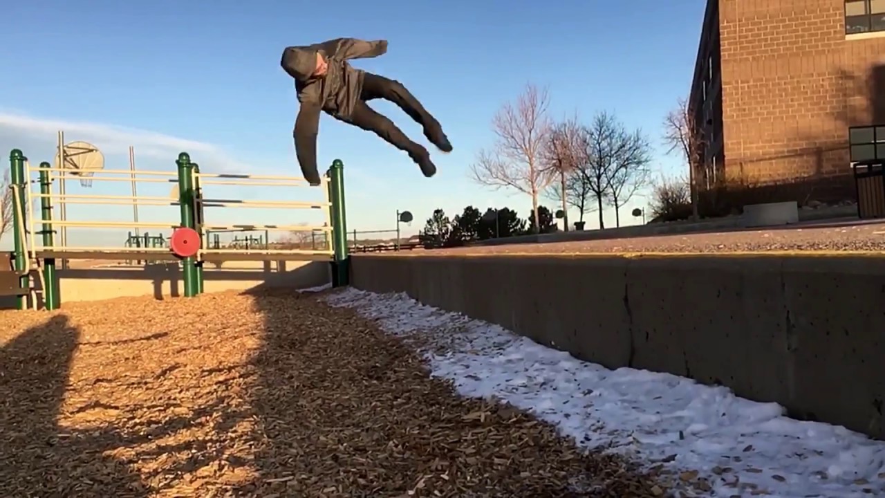 Ivan B-Sweaters Parkour And Flips!!! - YouTube