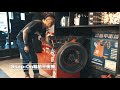 【官方影片】您工作上的得力助手 snap on拆胎機