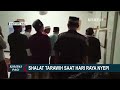 momen umat muslim di bali shalat tarawih pertama saat hari raya nyepi