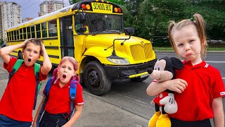 Five Kids First Day of School + more Children's Songs and s