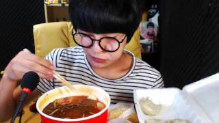 북새통 물냉면+왕만두 야무지게먹방! ♪ChocoMan mukbang Eating show