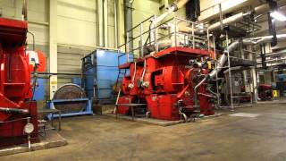 Pulp refiner