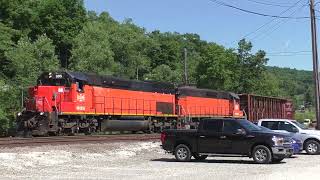 BLE 905 and 868 pull out of Calvin Yard, Butler PA