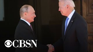 Biden discuss Ukraine tensions with Russian President Vladimir Putin