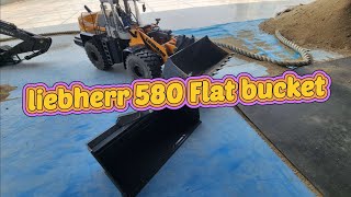 LIEBHERR 580 wheel loader 평바가지