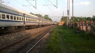 Amritsar-Saharsa Jansadharan Exp Rips Dubaha with Rhythmic Track Sound