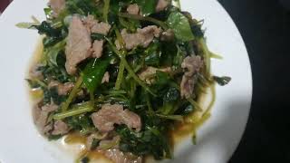 ឆាសាច់គោក្រសាំងទាប.Low Beef Stir Fry។#ឃាង.#Pollylaymon.#TA KHUN. #តាឃុន