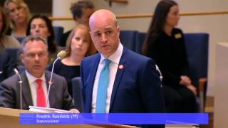 Statsminister Reinfeldt skämtar i partiledardebatt - och tappar tråden: SVT Forum