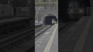 【高速通過】絶景、絶叫の保津峡駅を高速で通過する京都行き快速 #鉄道 #絶景#絶叫#高速通過