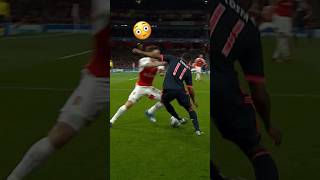Unstoppable 😳 Douglas Costa vs. Arsenal FC 🪄✨