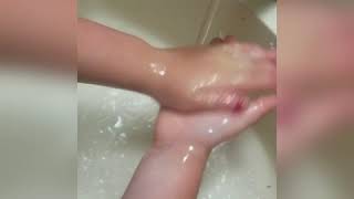 Proper Hand Washing: Glitter/Germ Activity