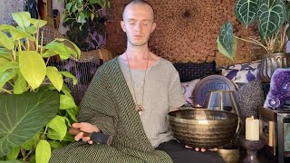 Sacred Temple Meditation - Music For Inner Peace & Compassion - Healing Voice & Tibetan Singing Bowl