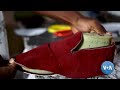 Ghanaian Entrepreneur Recycles Textile Wastes into Shoes