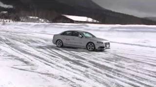 Audi　A4　Quattro　on　ICE