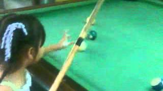 6 year old billiard hustler