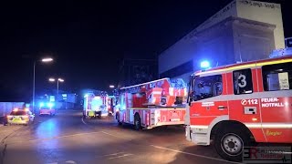 [TRAGISCHER UNGLÜCKSFALL IN DÜSSELDORF] - 16-Jähriger stürzte 8 Meter tief in alter Papierfabrik -