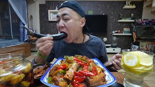 酸辣七彩椒，排骨燜茄子香辣毛刀魚，都是下飯菜#food #吃播 #mukbang