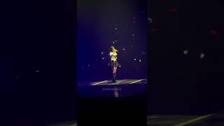 [BABYMONSTER] Chiquita fancam while doing highnote in Traitor at their 1st world tour in Seoul day1