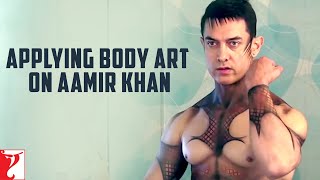 Applying Body Art on Aamir Khan | DHOOM:3