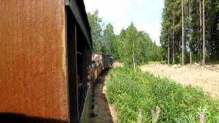 Minkiö Steam Festival 2010. Finnish JR4 Tubize on right hand bumpy rail curve.