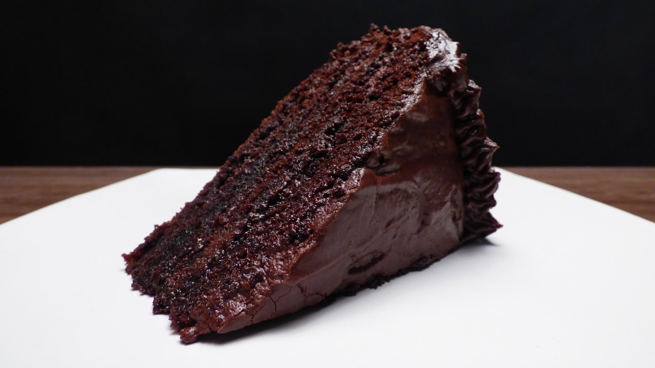 MOIST CHOCOLATE CAKE - YouTube