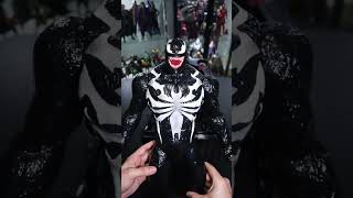 *QUICK UNBOXING* Hot Toys Venom from Spider-Man-2! #marvel #hottoys #spiderman #venom #ps5 #unboxing