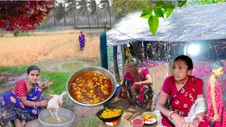 Village Life -  Women Morning Routine In Heavy Rain। Heavy Rain Cooking Village Food। Chicken Curry