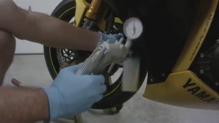 2009 Yamaha R1 Front Brake Fluid Flush