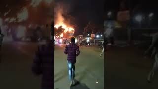 fire truck baduriya news (রাস্তার উপর জ্বলন্ত লরি বাদুড়িয়া থানা) #baduriya #fire