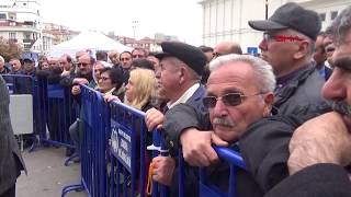 Maltepe İlçe Seçim Kurulu önünde bekleyiş