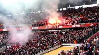 Leverkusen in Köln: Pyro und Raketen vor dem Spiel 1. FC Köln vs. Bayer 04 am 25.02.12 in HD
