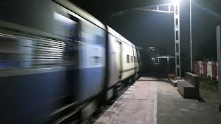 Aggressive WAP 7 ||  18452 Puri Hatia Tapaswini express