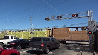 [New Gate Barrier] UP 1433 Port Local and Light Rail Trains, Florin Perkins Rd. Railroad Crossing