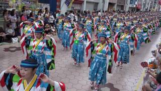 とらっくよさこい（ちふれ）　第６３回よさこい祭り本祭１日目　帯屋町筋競演場４K　2016．8．10