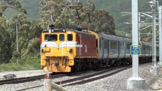 KiwiRail EO and Ganz-Mavag electric test train Waikanae NZ 16 Jan 2011