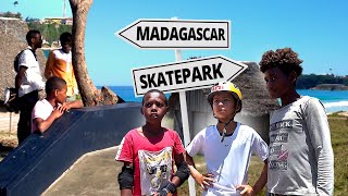 🌴 Inauguration du premier Skatepark de Fort-Dauphin à Madagascar + Surf et Aventure 🇲🇬