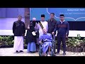 Suasana Haru dalam Acara Wisuda Akbar MIM 2023