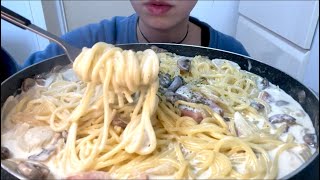 【ASMR、咀嚼音】Cream Pasta！クリームパスタ！