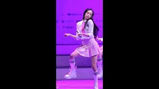 [4K] 171020 씨엘씨 장예은 직캠 (CLC) - 즐겨(I LIKE IT) @서울 나눔천사 페스티벌(시청광장)/Fancam By 쵸리(Chori)