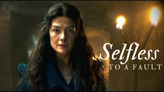 Moiraine Sedai || Selfless to a fault